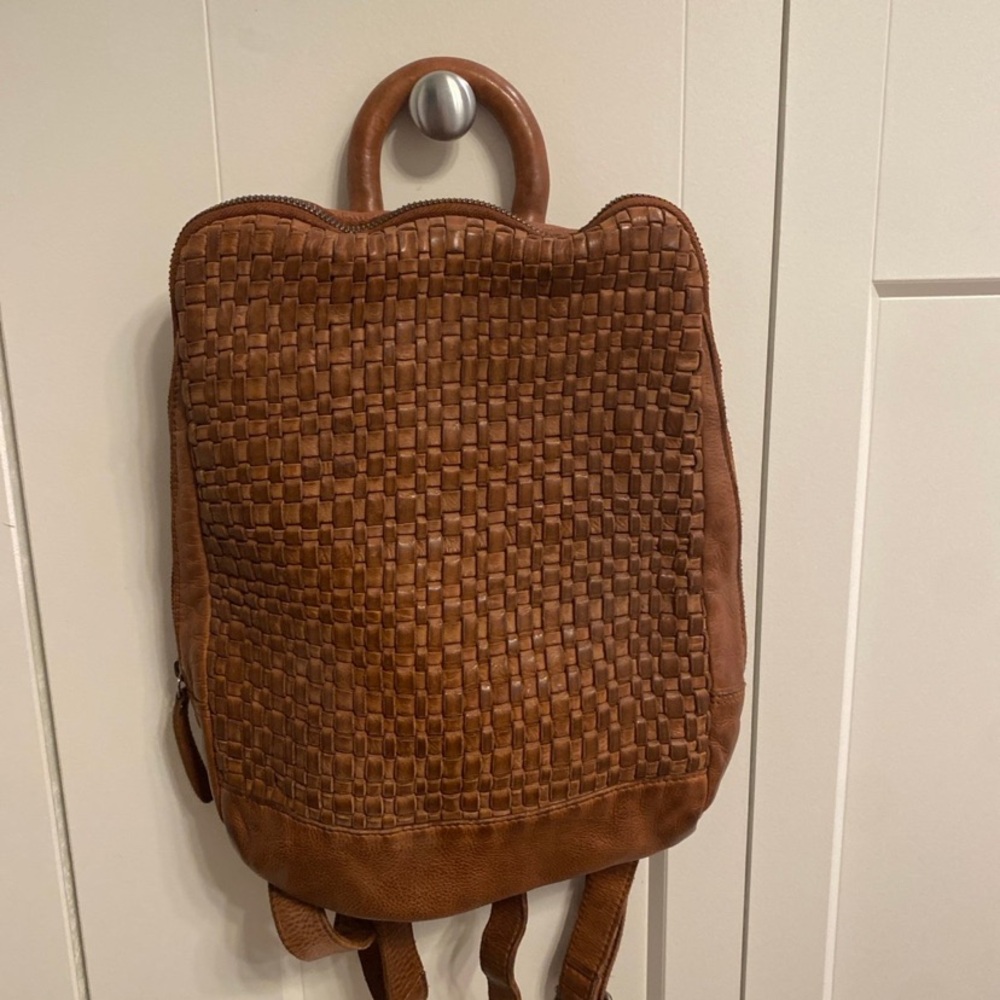Elegant Tan Woven Backpack
